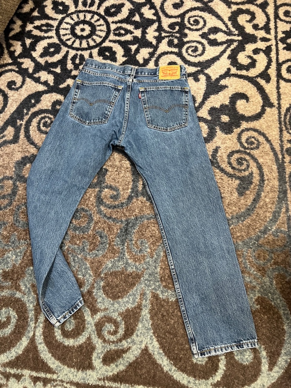 505 Levi's Medium Blue Straight-Leg Jeans 32x30